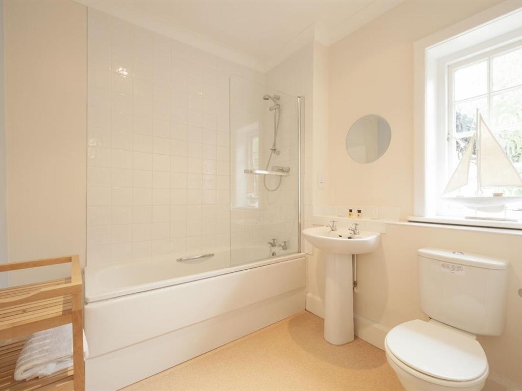Bed and Breakfast The Fishbourne Fishbourne  Номер фото