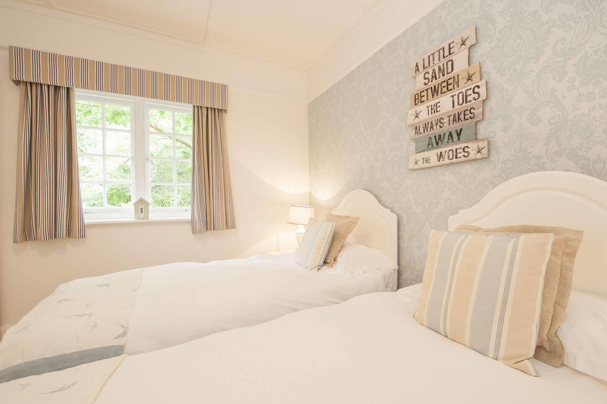 Bed and Breakfast The Fishbourne Fishbourne  Экстерьер фото